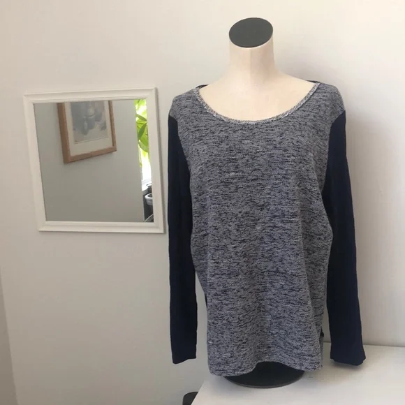 Gap Long Sleeve - Picture 1 of 6